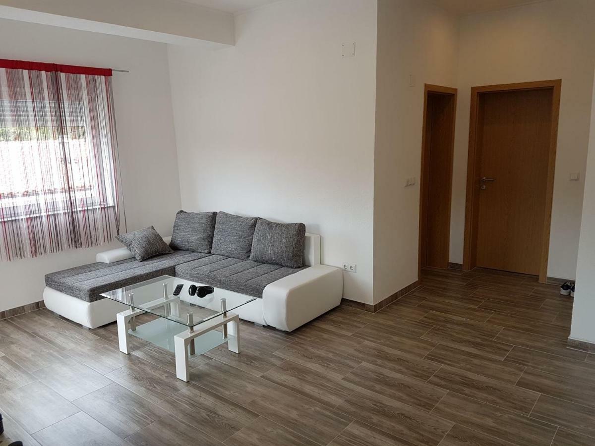 Apartmani Lukic Vir Exterior foto