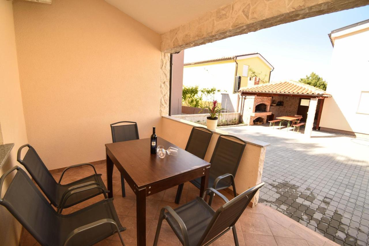 Apartmani Lukic Vir Exterior foto