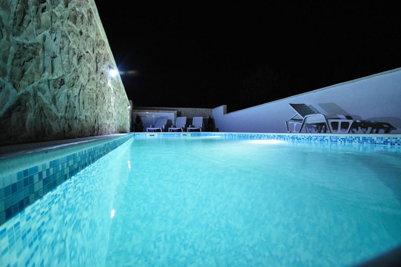 Apartmani Lukic Vir Exterior foto